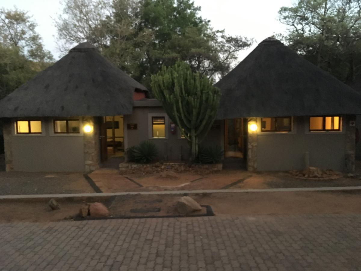 Mabalingwe Elephant Lodge Bela-Bela Kültér fotó